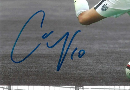 Carli Lloyd Autographed US Women's Soccer 8x10 Photo image 1
