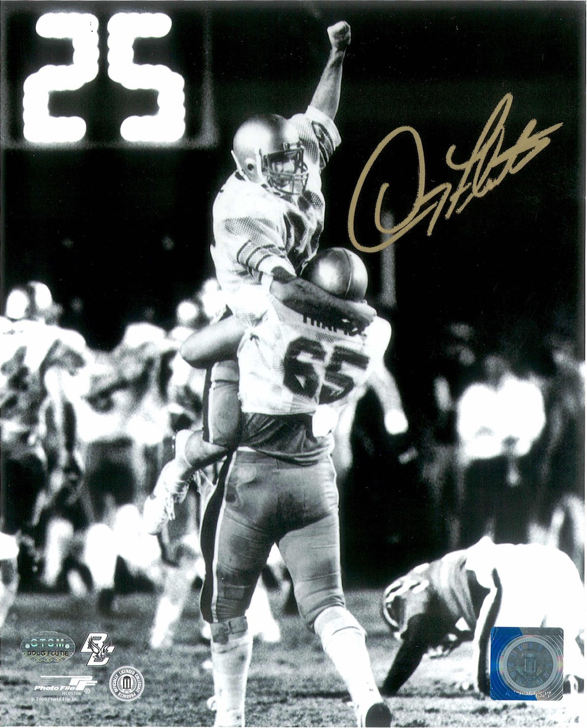 Doug Flutie Autographed 8x10 Photo image 0