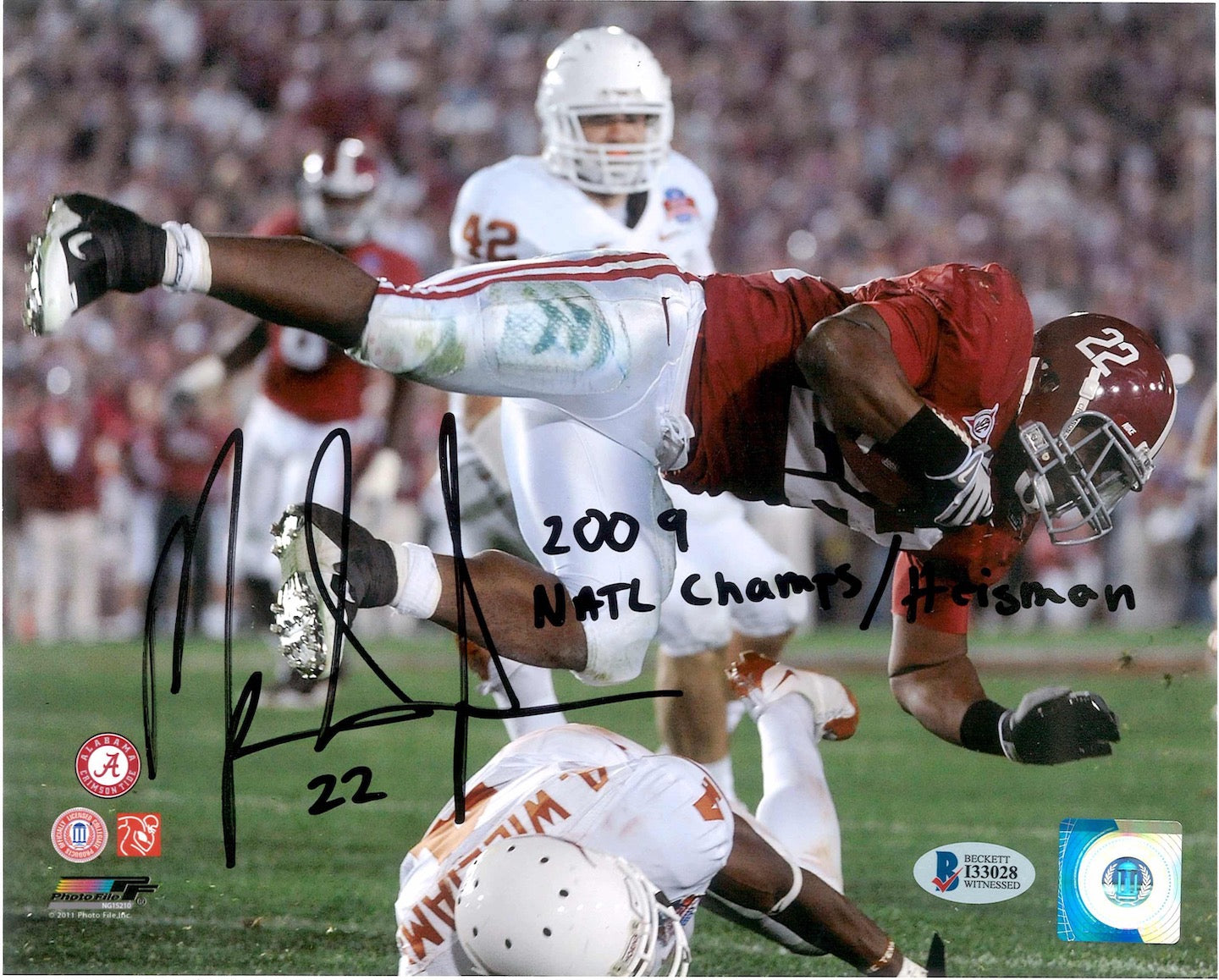 Mark Ingram Autographed 8x10 Photo with 2009 Natl Champs/ Heisman Inscription image 0