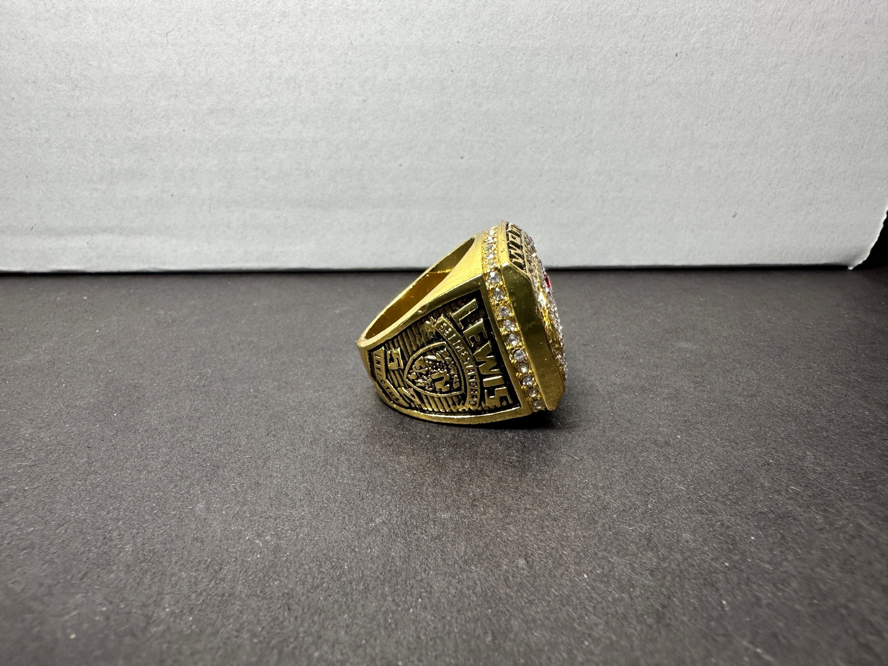 Ray Lewis Replica Super Bowl XXXV Championship Ring image 1