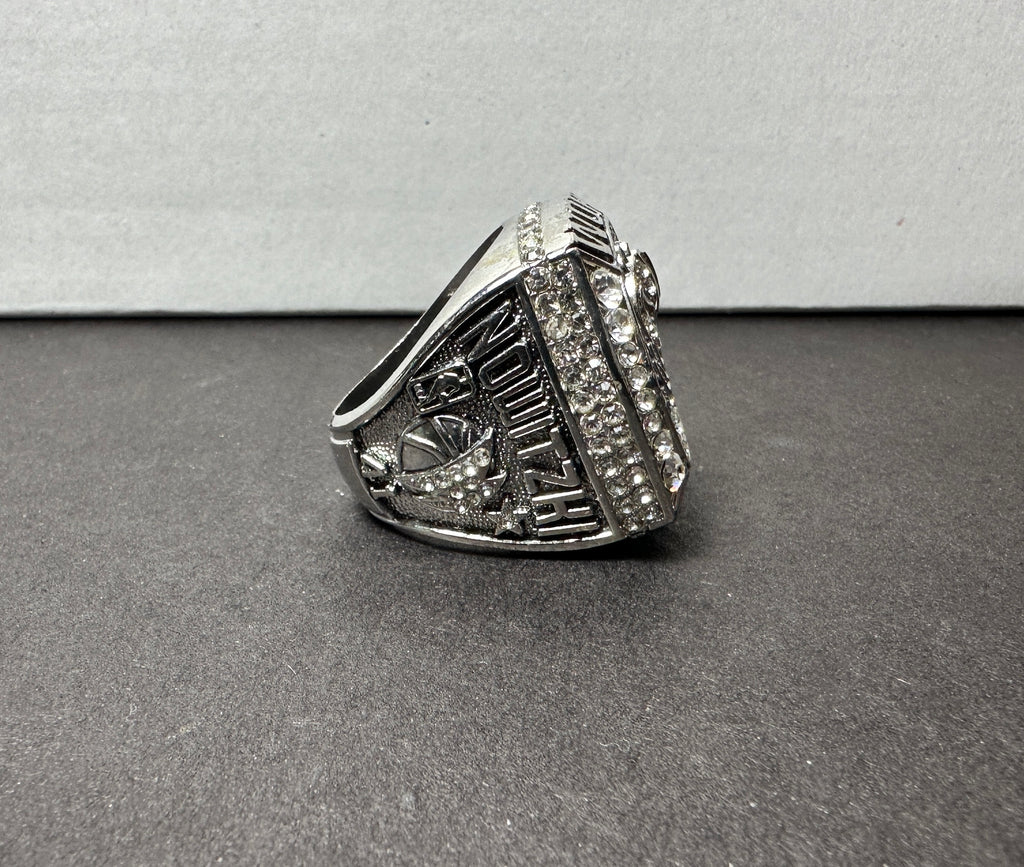 Dirk Nowitzki Replica NBA 2011 Championship Ring image 1
