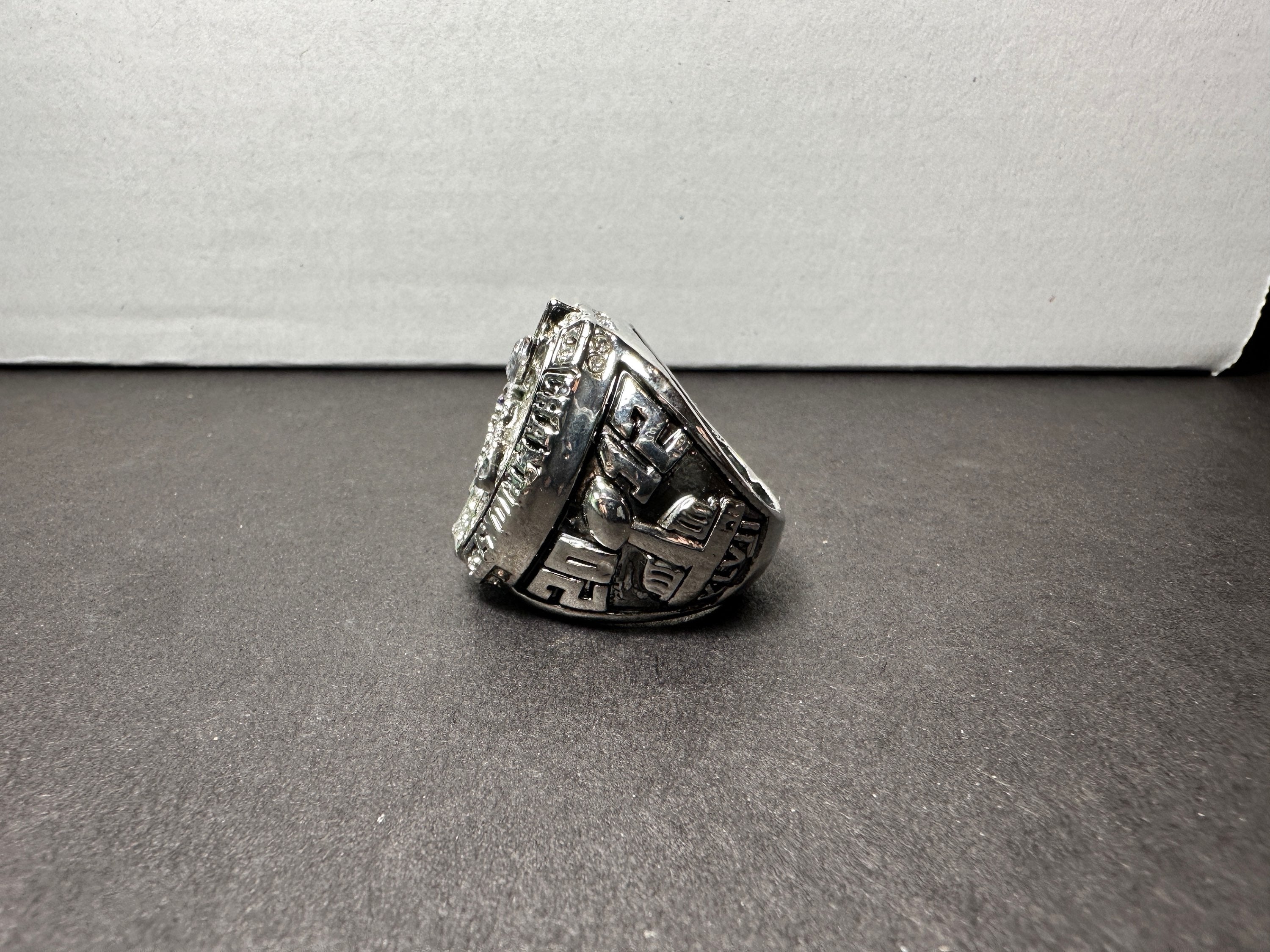 Joe Flacco Replica Super Bowl XLVII Championship Ring image 2