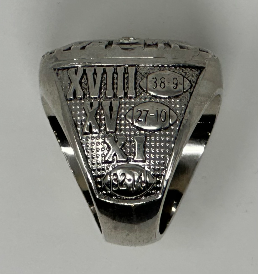 Raiders Replica Super Bowl Championship Ring image 1