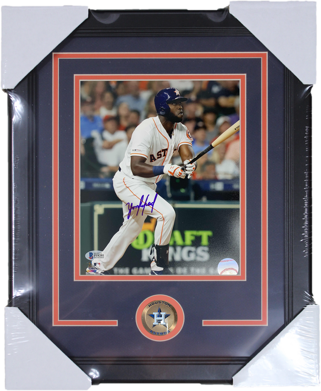Yordan Alvarez Autographed 8x10 Photo image 2