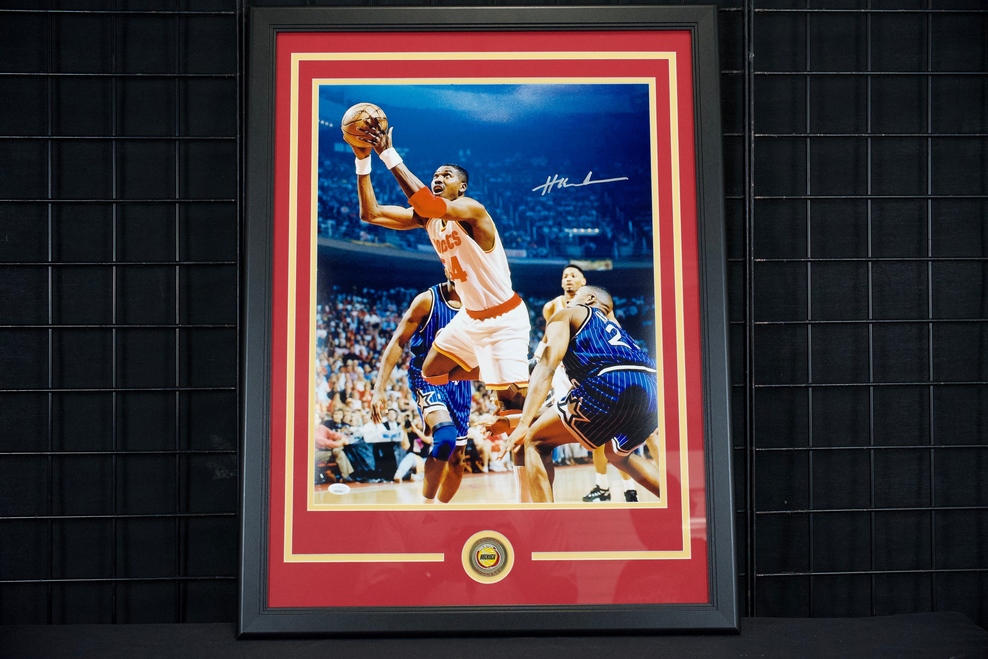 Hakeen Olajuwon Framed Autographed Rockets 11x14 Photo