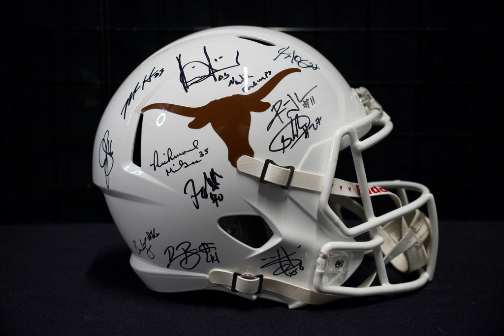 2005 Longhorns National Champions Helmet signed by 24 members