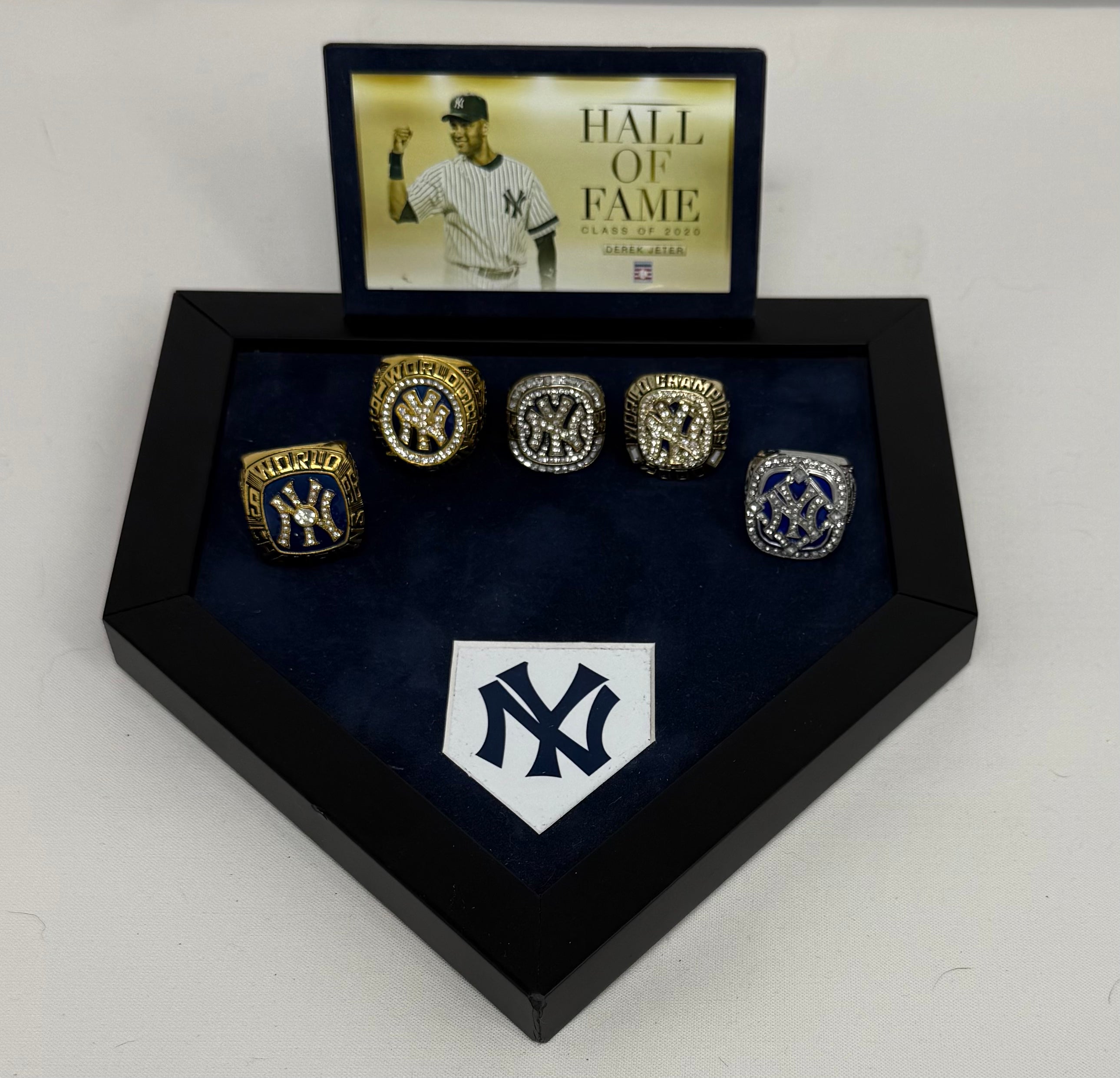New York Yankees World Series Ring Set with Platform
