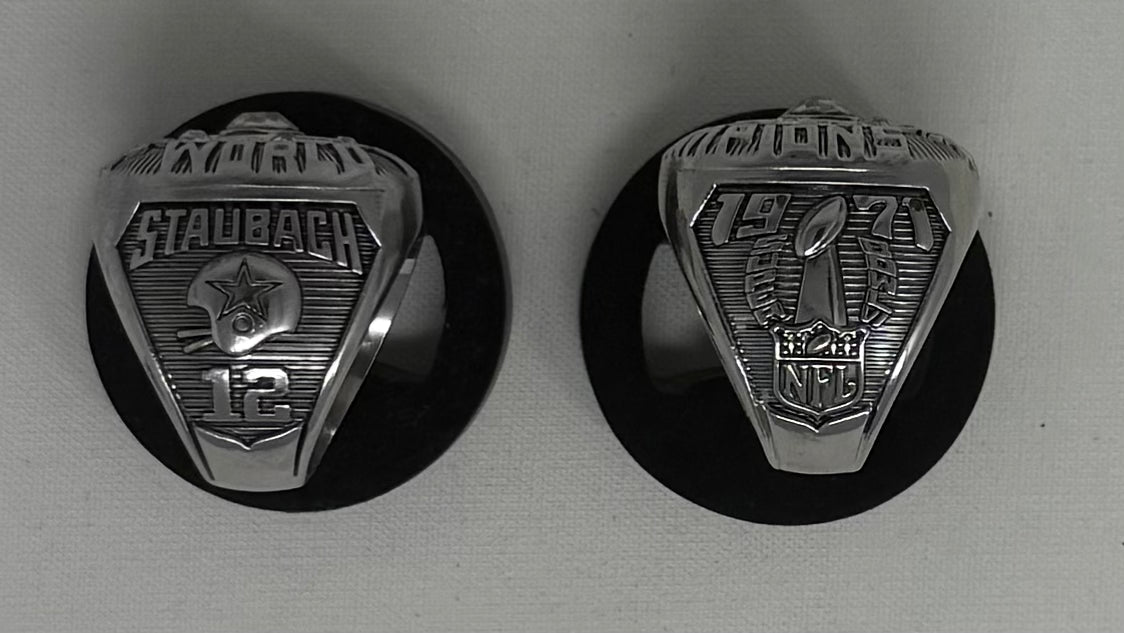 Roger Staubach Replica Super Bowl VI Championship Ring