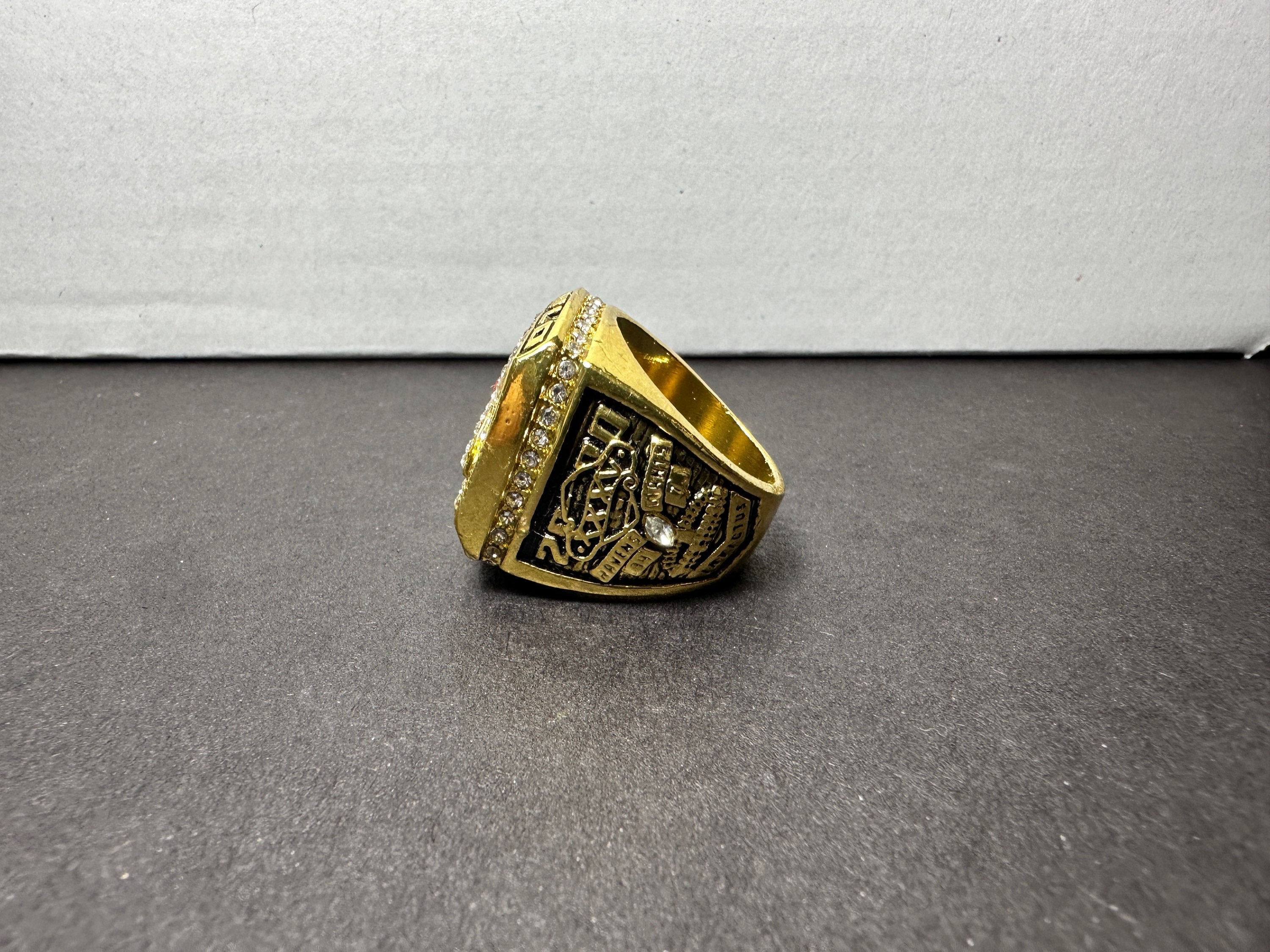 Ray Lewis Replica Super Bowl XXXV Championship Ring image 2