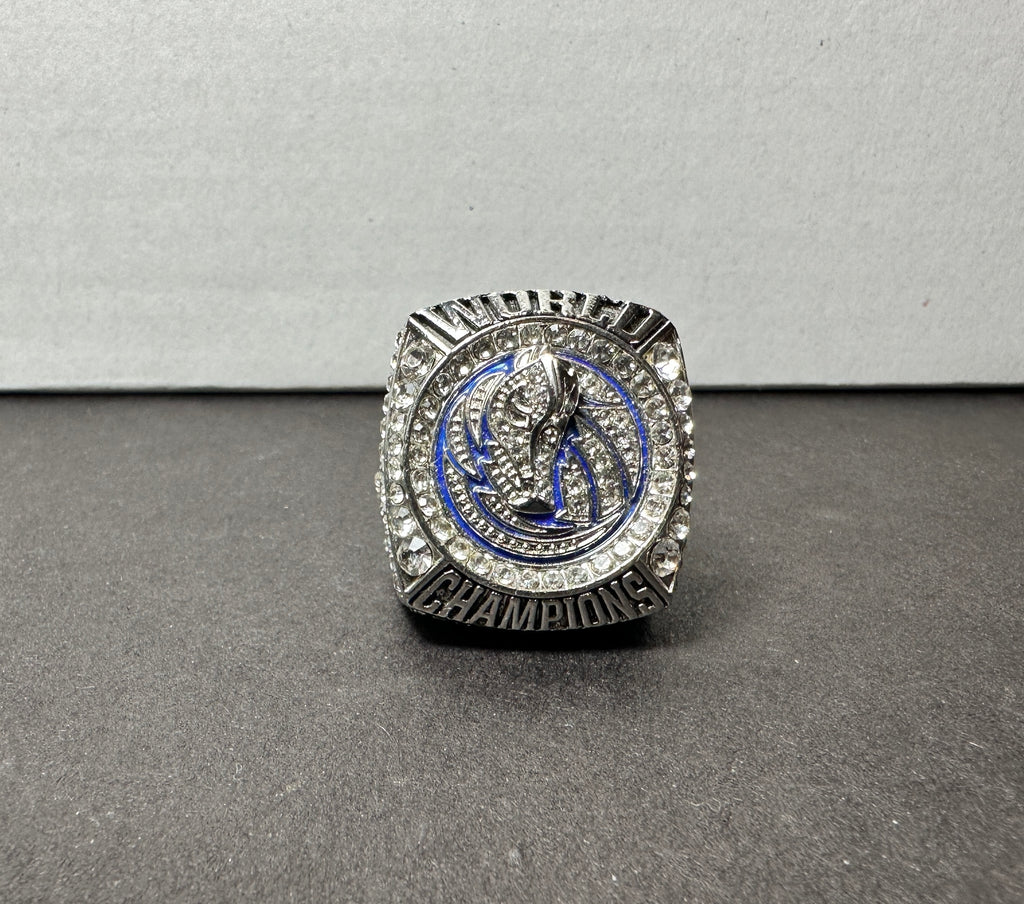 Dirk Nowitzki Replica NBA 2011 Championship Ring image 0