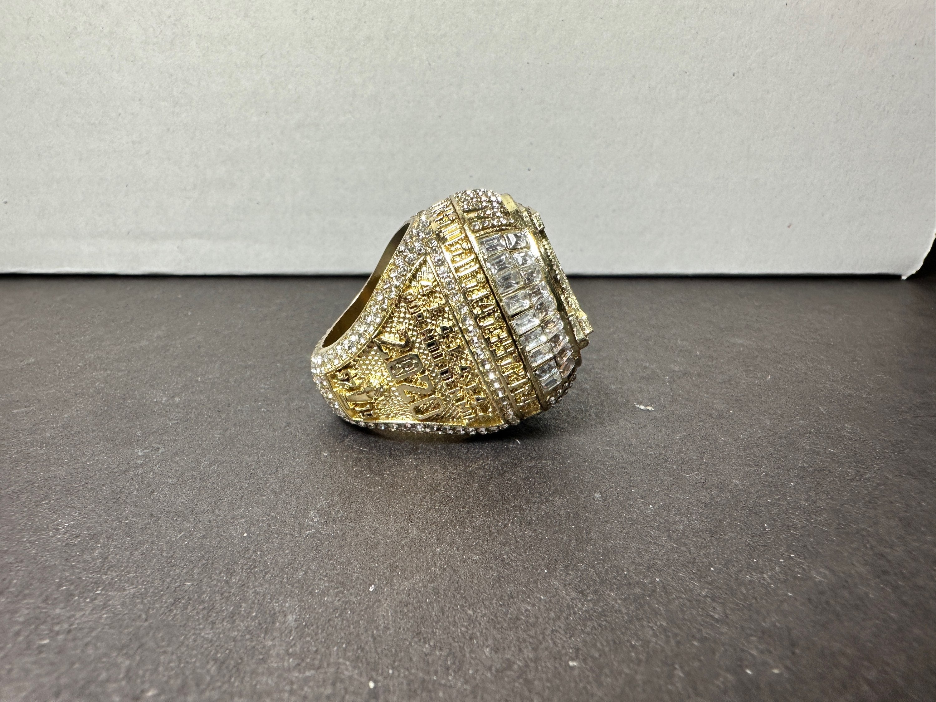 Lebron James Replica NBA Championship Ring image 1